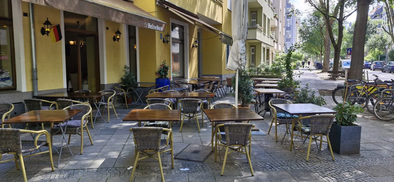 Die Terrasse des ProMo Restaurants in der Dortmunder Straße